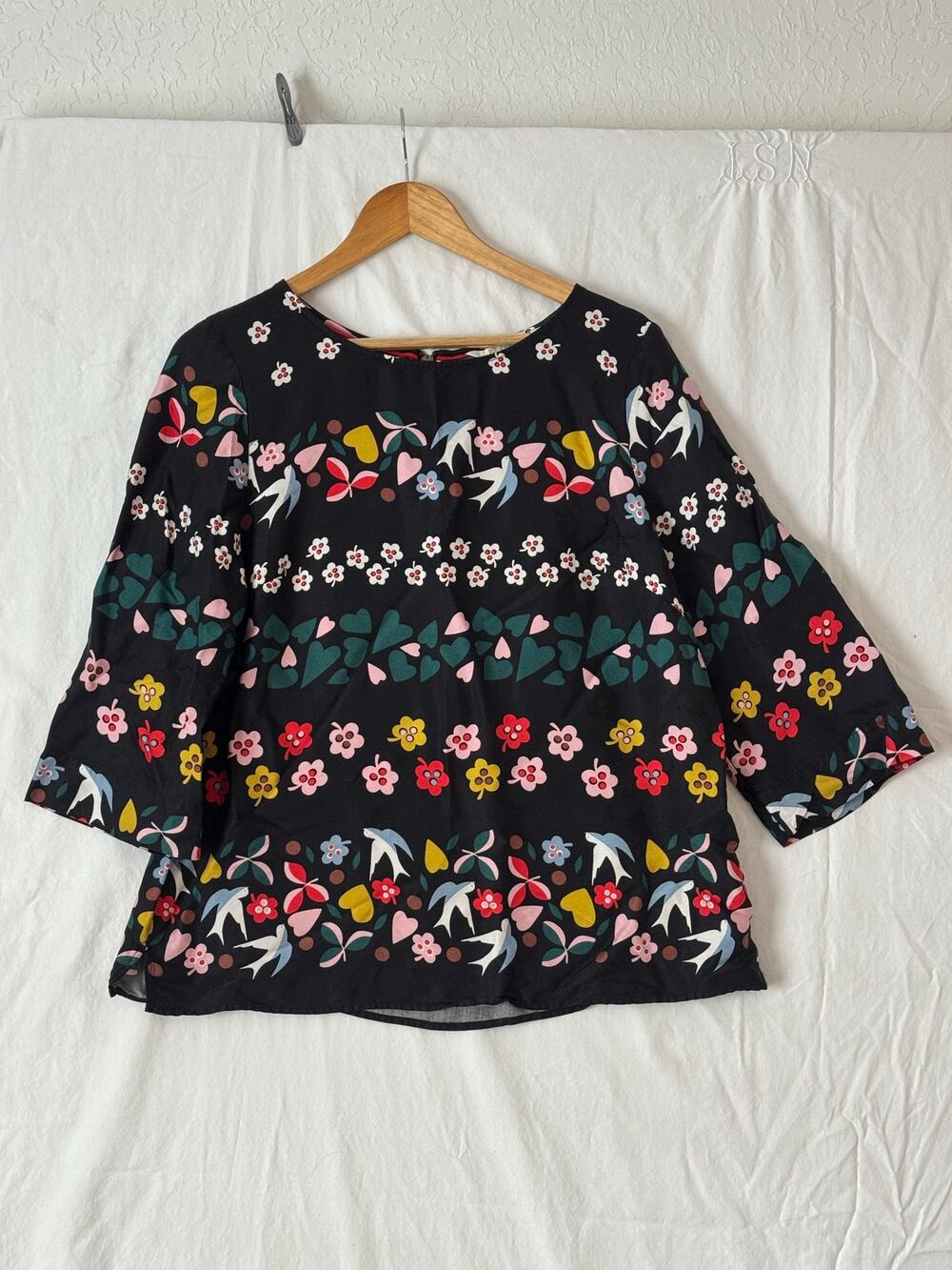 Boden Aria Folklore Blouse Top Size 12 Black Floral Birds 3/4 Sleeve